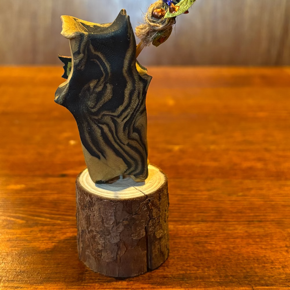 Korok Clay Sculpture Gold and Black